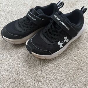 Under Armour Kids Black and White Sneakers